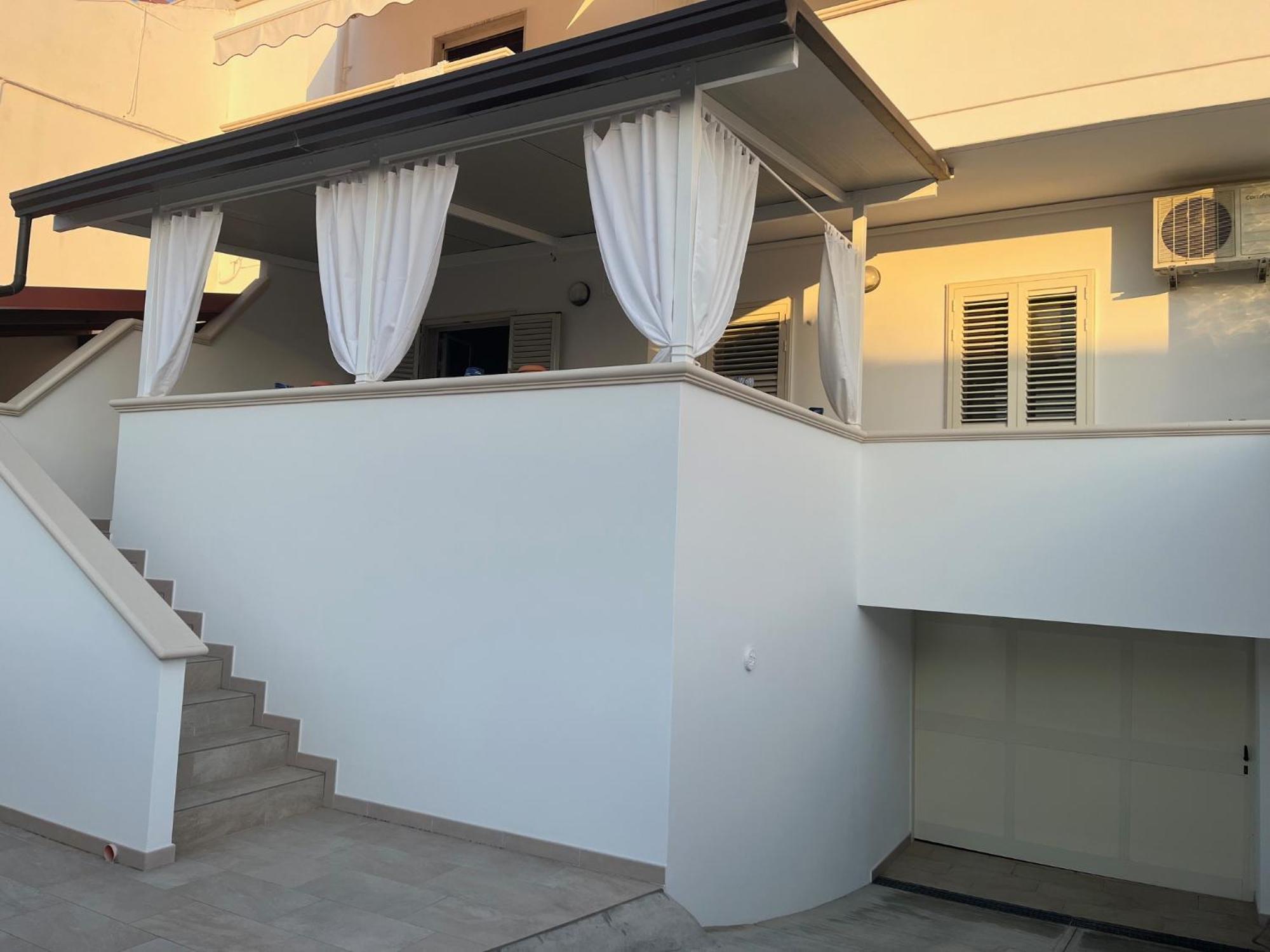 Villa Ticia A 100 Metri Dalla Spiaggia Con Parcheggio Privato Lido Marini Exterior photo